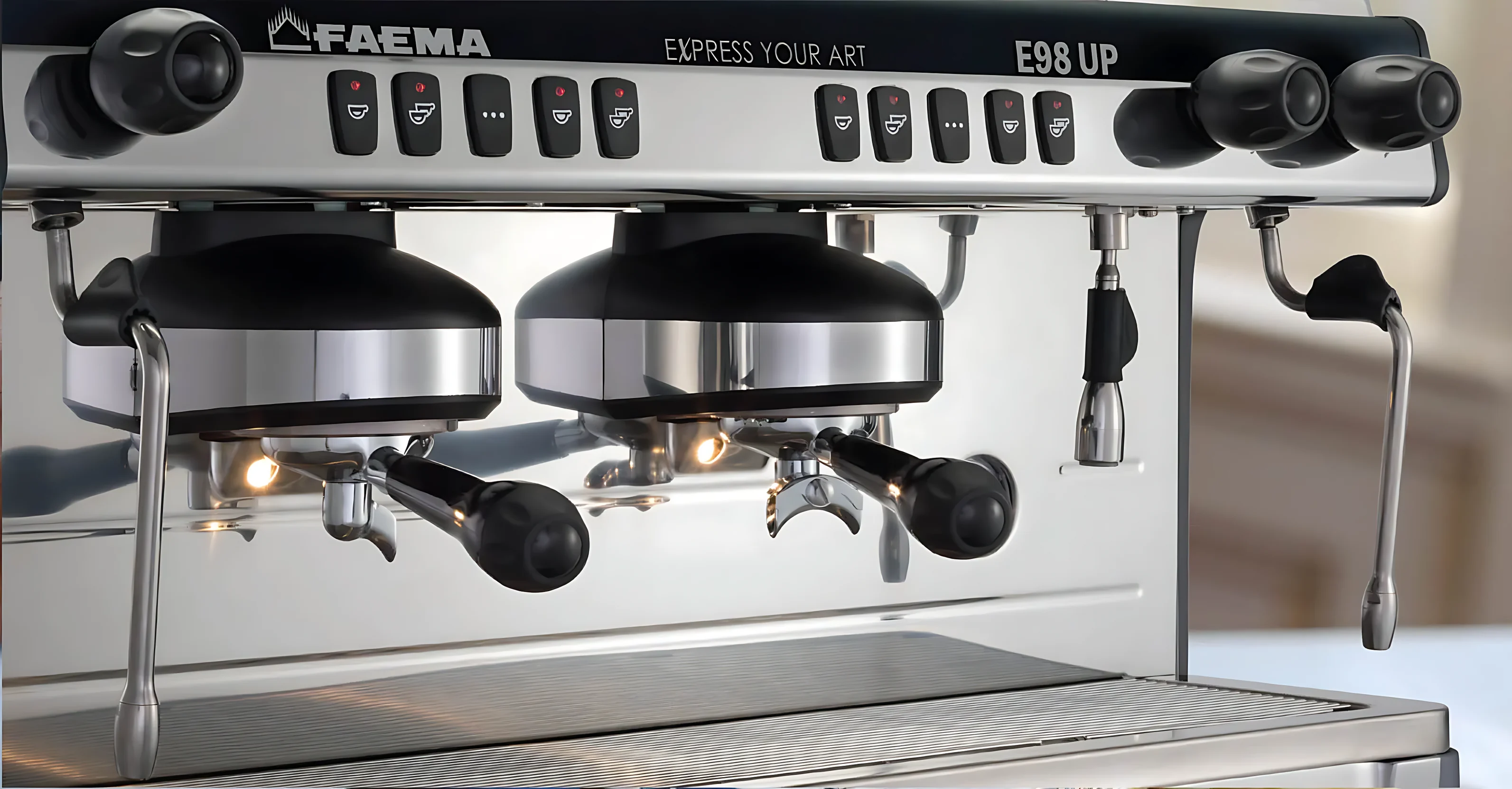 Grupos de una máquina de espresso Faema E98 UP
